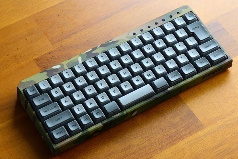 クセはあるけどハマる人はハマるはず！ 超小型メカニカルキーボード「Majestouch MINILA-R Convertible」 -  価格.comマガジン