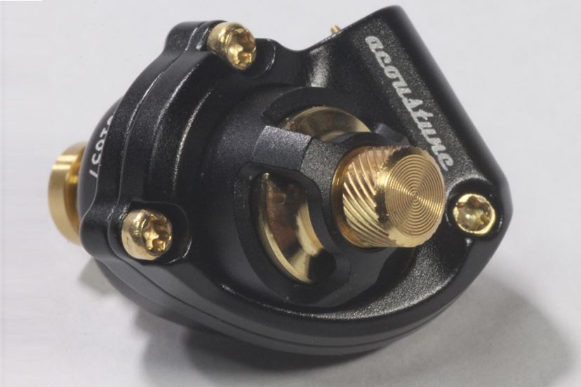 マニアからも一目置かれるAcoustuneの最新イヤホン「HS1697TI マニアからも一目置かれるAcoustuneの最新イヤホン「HS1697TI