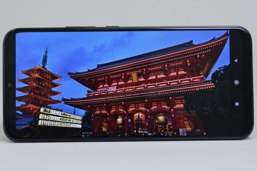 5G対応でこの価格!? コスパの鬼、au「Mi 10 Lite 5G XIG01」を 5G対応でこの価格!? コスパの鬼、au「Mi 10 Lite 5G XIG01」を