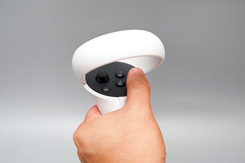 性能アップで価格はダウン！ 33,800円から買えるゲーム向けVRヘッド