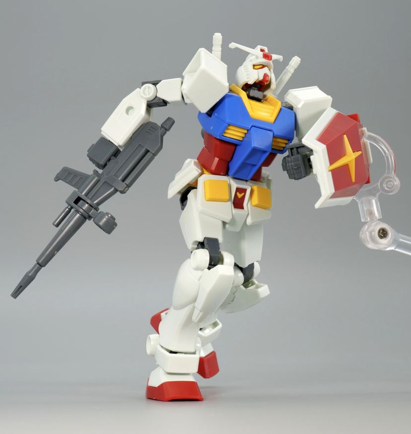 ニッパー不要のガンプラ!? 「ENTRY GRADE RX-78-2ガンダム」を徹底検証