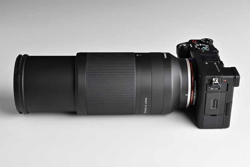 世界最小・最軽量の望遠ズーム！ タムロン「70-300mm F/4.5-6.3 Di III RXD」レビュー - 価格.comマガジン