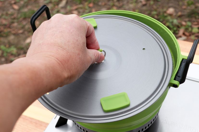 厚さ約5cmに折りたためる3Lの大鍋！ GSI「エスケープHSポット」は