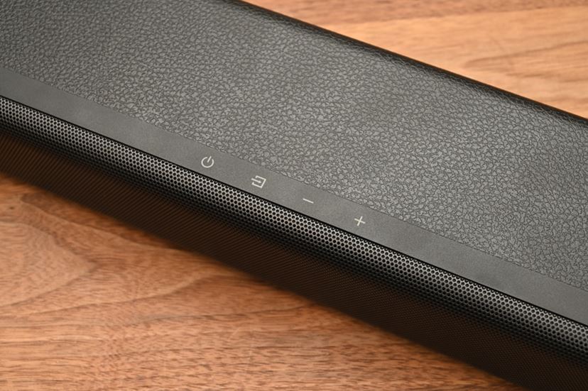 Pcモニターの下に置いて使用したいコンパクトなサウンドバー6機種をガチチェック 価格 Comマガジン Pcモニターの下に置いて使用したいコンパクトなサウンドバー6機種をガチチェック 価格 Comマガジン