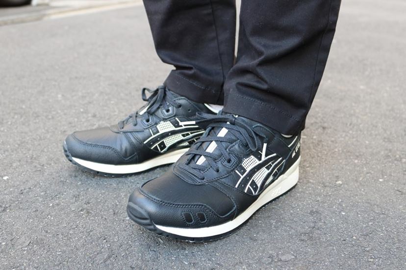 日本人のためのスニーカー「GEL-LYTE III OG」！ “甲高幅広さん”は要注目 - 価格.comマガジン