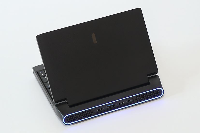 TDP20WのTiger Lake搭載！ 7型のゲーミングUMPC「One-GX1 Pro