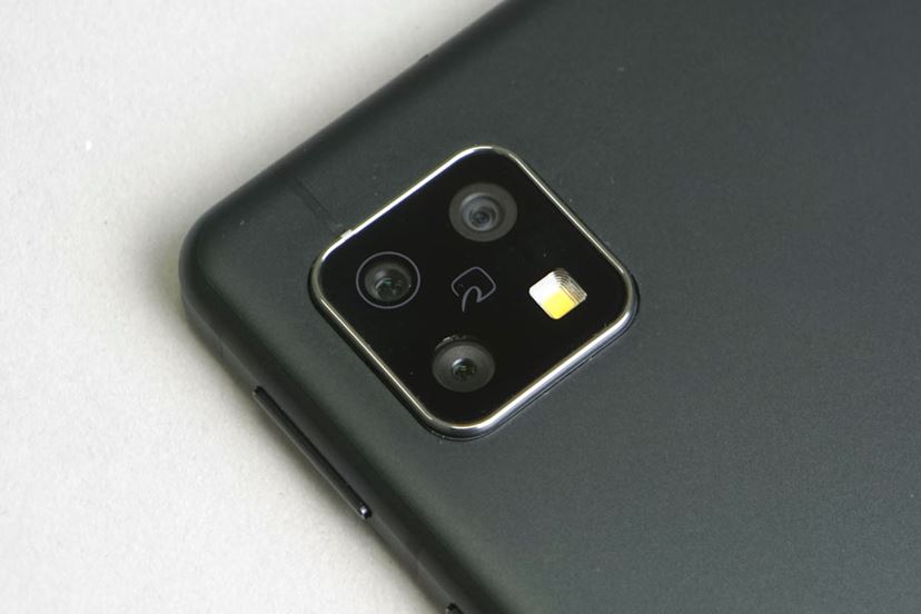 sense4」ゆずりの価格と機能を備えた5Gスマホ、シャープ「AQUOS