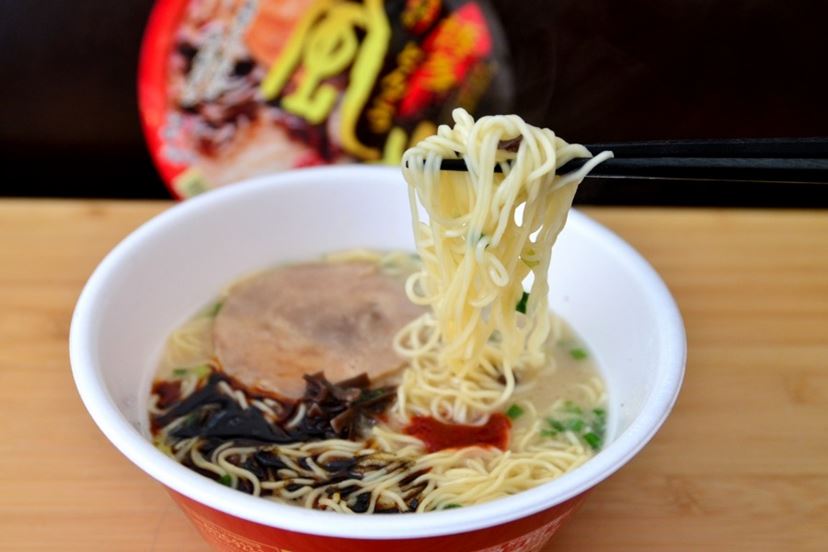 一蘭」と「一風堂」のカップ麺はどちらがウマい!? 博多カップ麺の頂上