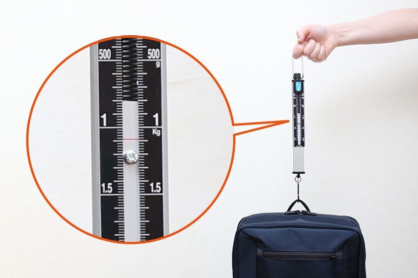 自立する内蔵ワークパッドが便利過ぎ！ マスターピース「wall