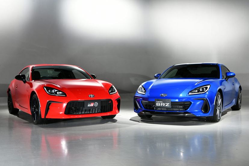 トヨタ 新型「GR86」世界初公開！ スバル 新型「BRZ」の日本仕様