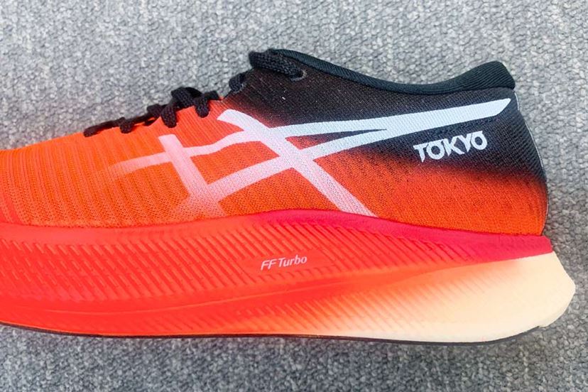 アシックス史上最速」を掲げる「メタスピード スカイ」はランニング