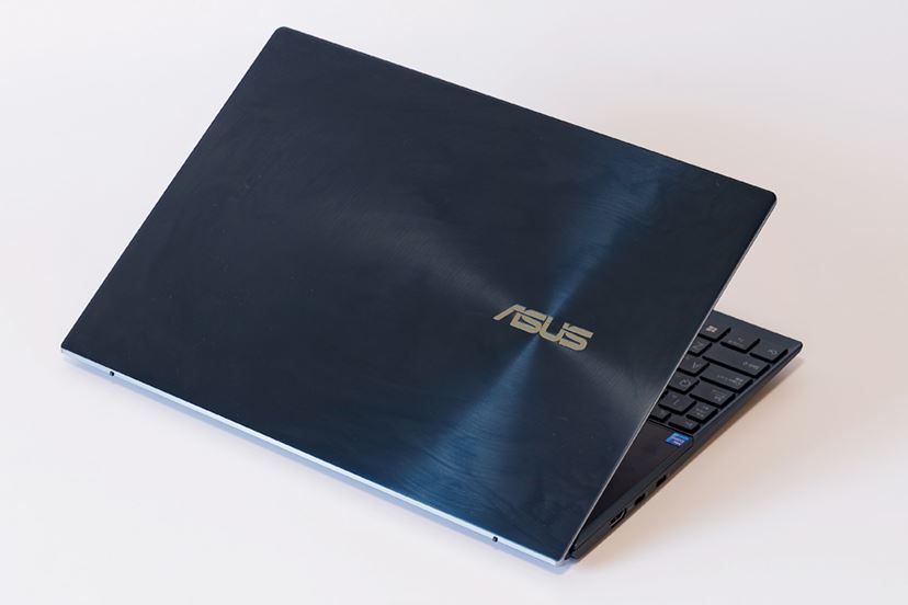 ASUS エイスース 14型ノートPC ZenBook Duo