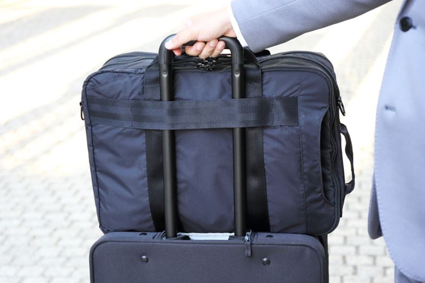 超実用的な収納力！ ブリーフィングのヘビーデューティーな「3層