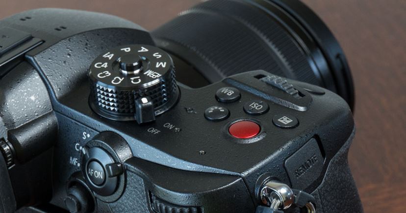 LUMIX GH5 II デジタル一眼レフ 本体とレンズ付き レンタル]LUMIX DC-GH5 | 一眼レフカメラを借りるなら【東京カメラ機材