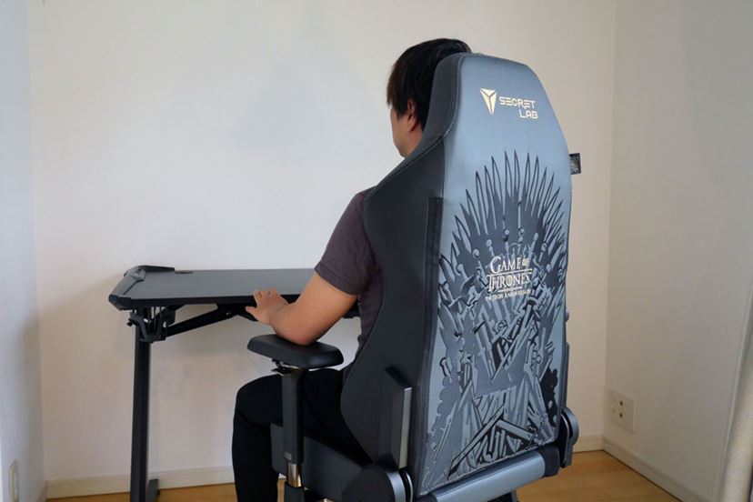 在宅勤務がゲーミングチェアで効率アップ。多機能でコスパもいい 