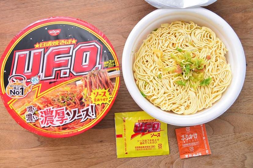 日清焼そばU.F.O.」が乱発！ 「史上最ドロソース」から「どん兵衛