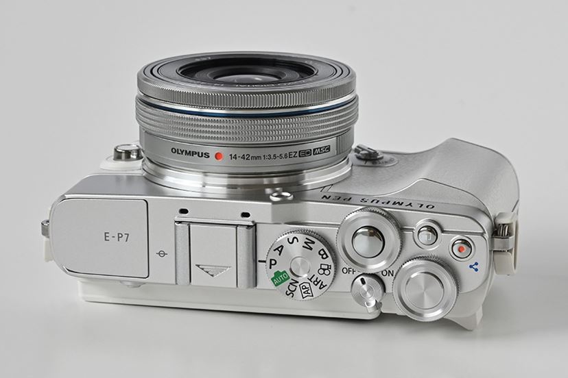 こんなPENを待っていた! 上質&軽量なミラーレス「OLYMPUS PEN こんなPENを待っていた! 上質&軽量なミラーレス「OLYMPUS PEN