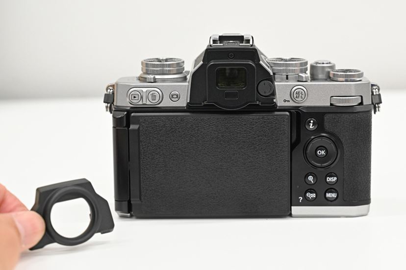 ニコン「Z fc」速攻レポート！ クラシカルデザインのミラーレスが