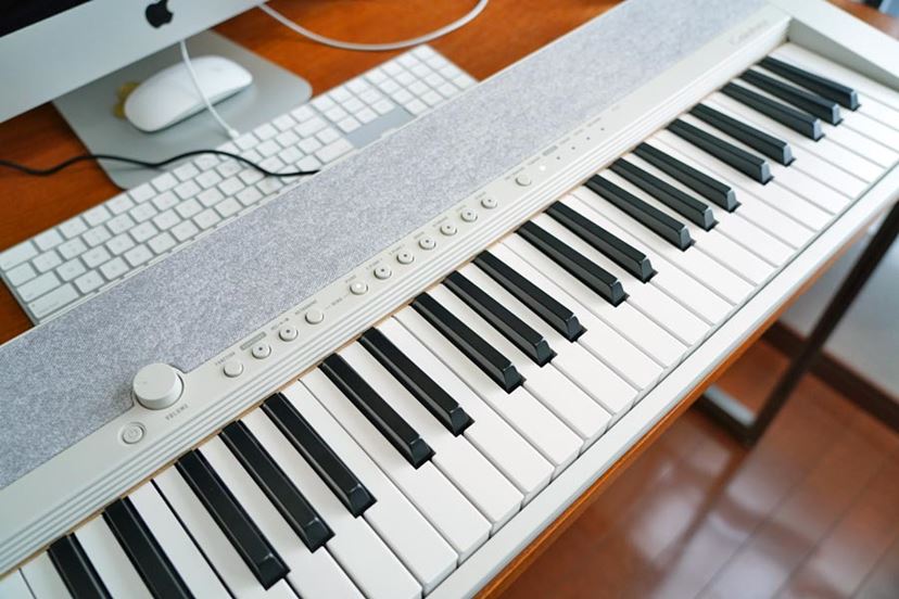 おしゃれキーボード「カシオトーン CT-S1」でピアノ未経験男子が
