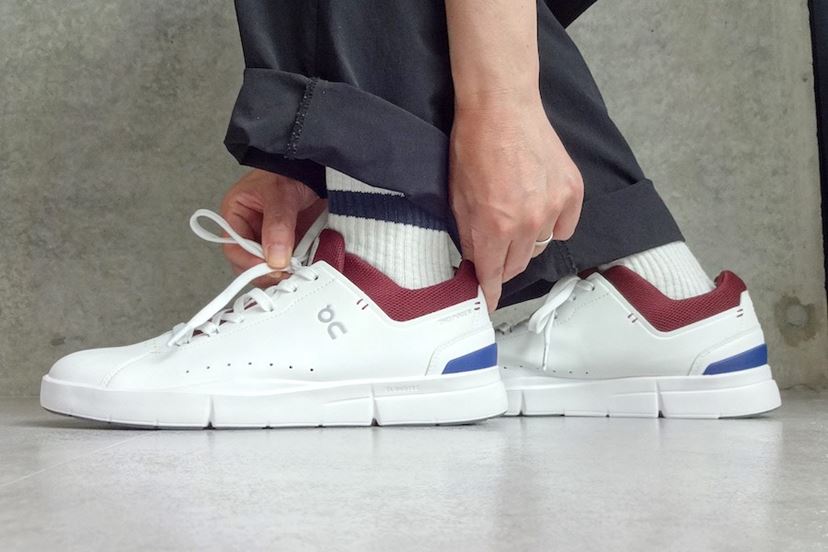 定番コートシューズのルックスにオンの技術が満載