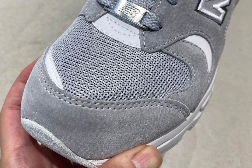 ⭐️最終SALE ナンバー４ グレー 灰色【公式】ソウルオブシベリア 2万円切り！ ニューバランス「1000番台」の最終モデル「1700」がアジア