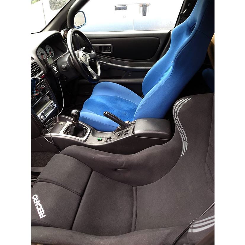 レカロフルバケットシート 運転マニアの必須アイテム、レカロのフルバケットシートを装着してみた