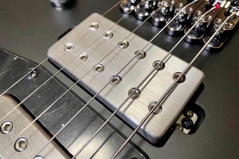 あのIbanezからも待望モデル登場！ 今こそヘッドレスギターに注目しよう - 価格.comマガジン