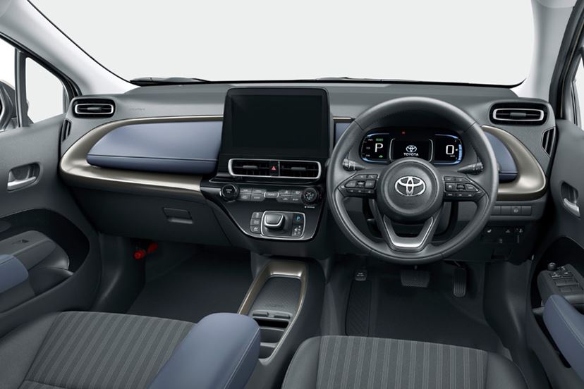 トヨタ 新型「アクア」と「ヤリスハイブリッド」、コンパクト