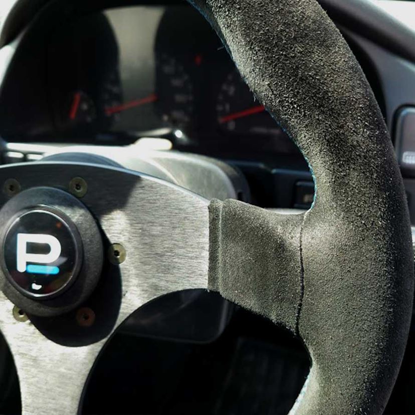 プロドライブ」のステアリングに交換したら、握り心地と操舵感が激変