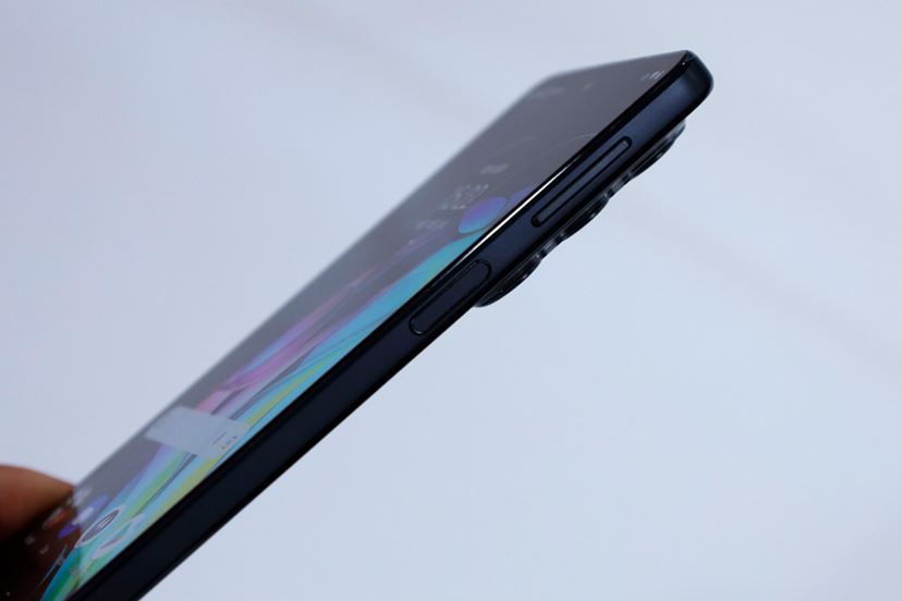 motorola edge 20 値下げしました 薄軽ミッドハイに真打ち？「motorola edge 20」シリーズ、10月22日発売