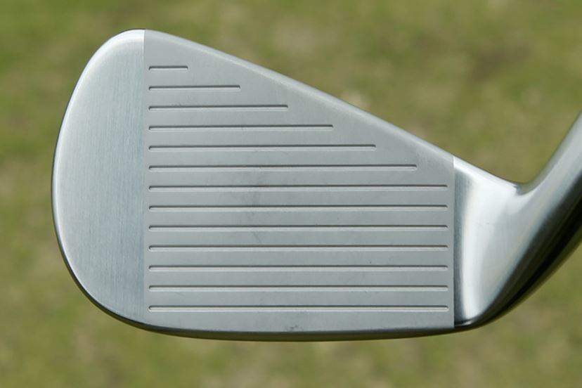 中上級者にやさしい「Mizuno Pro 223」 打感と性能のバランスに