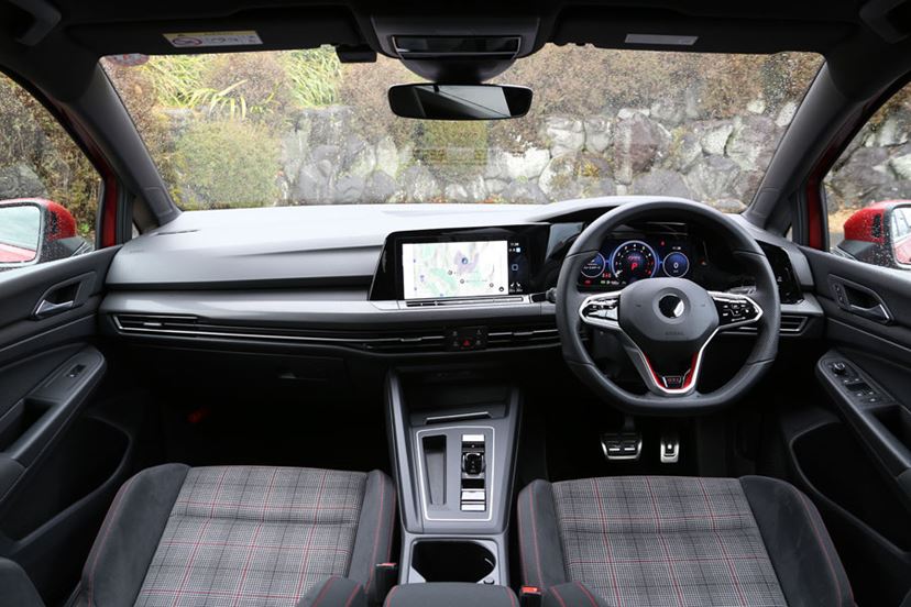 新型「ゴルフGTI」のインテリア