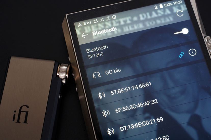 超小型BluetoothレシーバーiFi audio「GO blu」でカスタムイヤモニを高 