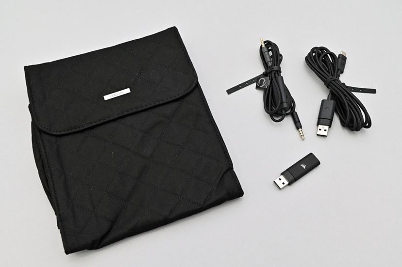 CORSAIR Virtuoso XT ゲーミングヘッドセット Amazon.com: CORSAIR VIRTUOSO RGB WIRELESS XT Multiplatform