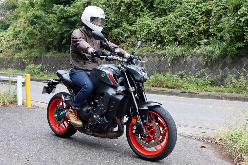 1度乗ったら最後。扱いやすいのに刺激的なヤマハの新型「MT-09 ABS」の 