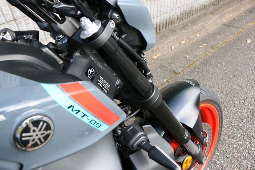 ヤマハMT-07純正リアサスペンション　減衰調整付き ヤマハ発動機 MT-07 リアサスペンション ヤマハ 純正 中古