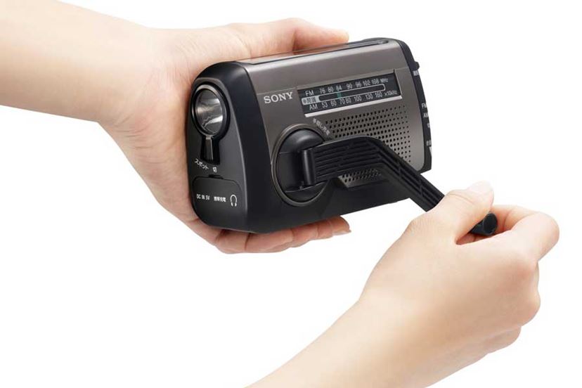 Sony SRF-S86 小型軽量ライターサイズラジオ SONY ポケットラジオ FM