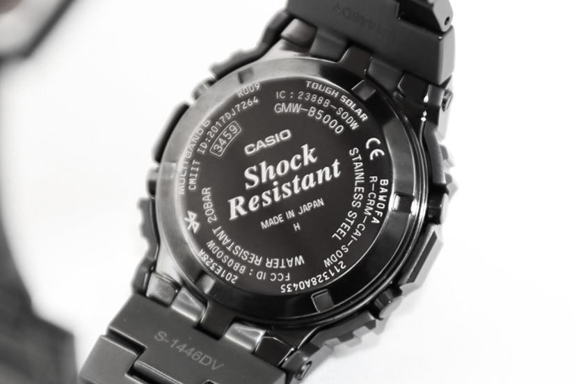 G-SHOCKの大人気フルメタルスクエアシリーズにラギッドな「新