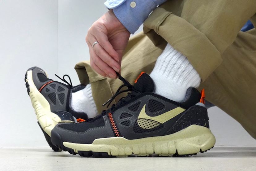 ナイキ Nike Free Terra Vista スニーカー 靴 シューズ Nike Free Terra Vista Sanded Gold for Sale | Authenticity