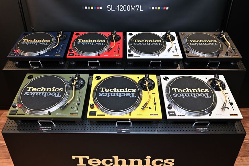 全7色のカラバリ展開！ Technicsの映えるアナログターンテーブル「SL-1200M7L」 - 価格.comマガジン