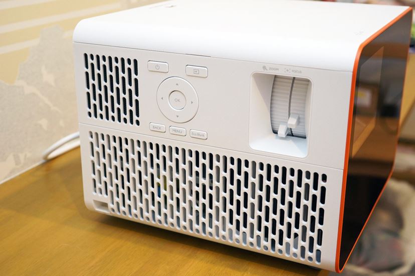 ア*ん様 BenQ X3000i ゲーミングプロジェクター BenQ、高輝度3000ANSIルーメンの4K UHDゲーミングプロジェクター