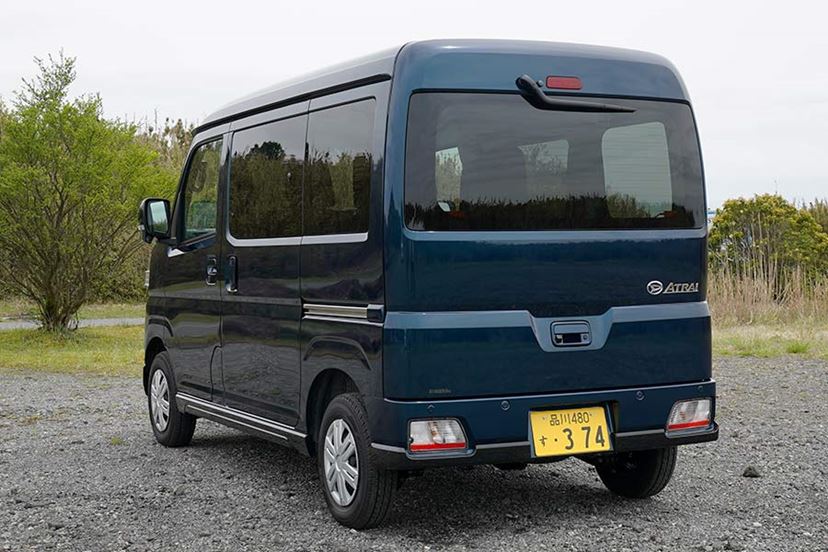 ATの商用車”とあなどるな！ ダイハツ「アトレー」の力強い走りに脱帽