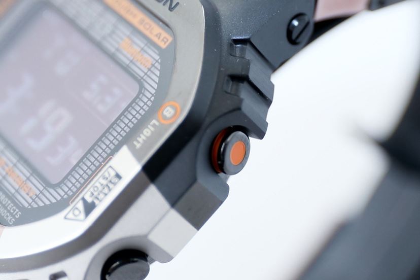フルメタルG-SHOCK」最新作をレビュー! 肉抜き×幾何学的 フルメタルG-SHOCK」最新作をレビュー! 肉抜き×幾何学的