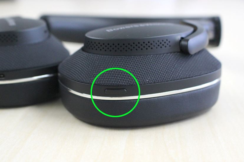 B&Wからノイキャン＆Bluetoothヘッドホンの新たな最上位モデル