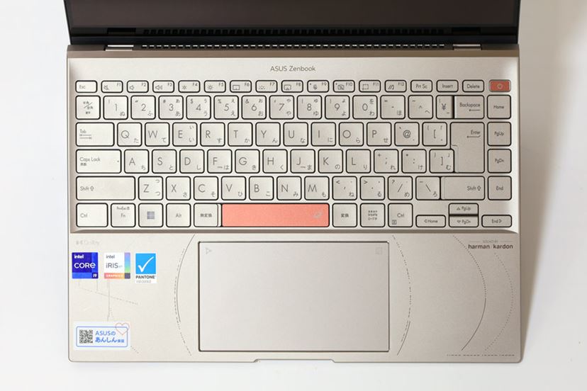 ASUS - 美品✨️大人気デザイン❣️薄型 おしゃれ白ノートパソコン✨カメラ付き 初心者おすすめ 宇宙好きなあなたへ！ ASUSの超高性能14型ノートPC「Zenbook 14X