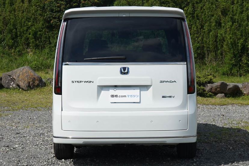 ステップワゴン ホンダ最新「ステップワゴン」超レトロな