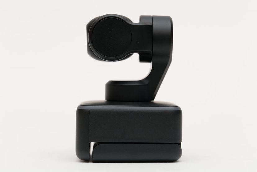 高画質Web会議とライブ配信を1台で! 4K Webカメラ「Insta360 高画質Web会議とライブ配信を1台で! 4K Webカメラ「Insta360