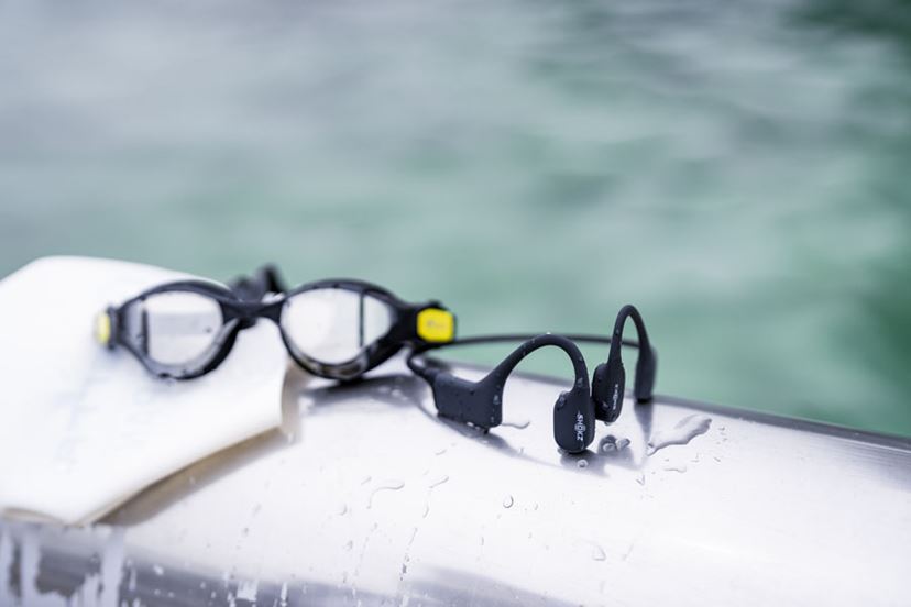 水泳中にも使える骨伝導イヤホン、Shokz「OpenSwim」の使い勝手がいい