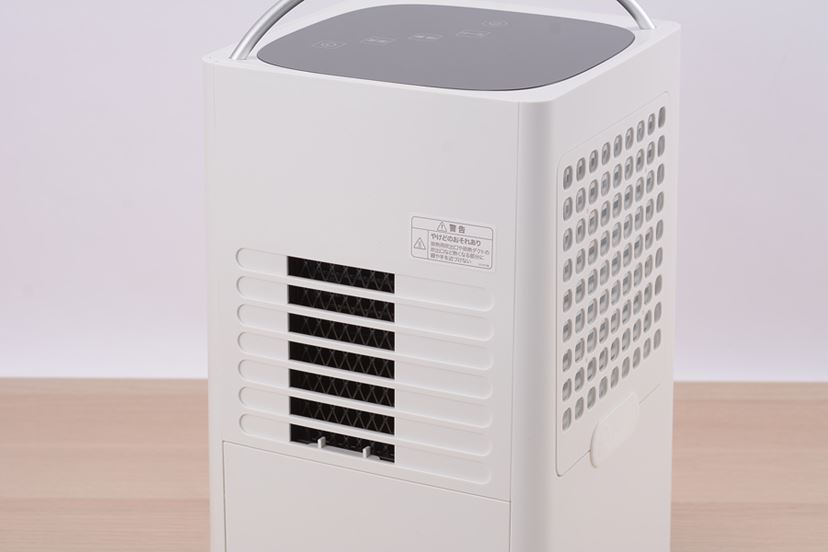 30℃超えの部屋でもひんやり！コンパクトで持ち運びやすいシロカ