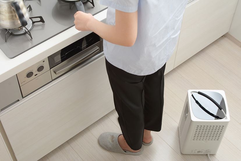 30℃超えの部屋でもひんやり！コンパクトで持ち運びやすいシロカ